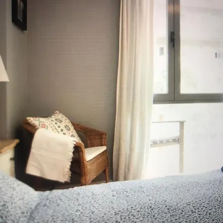 Quiet One Bedroom *